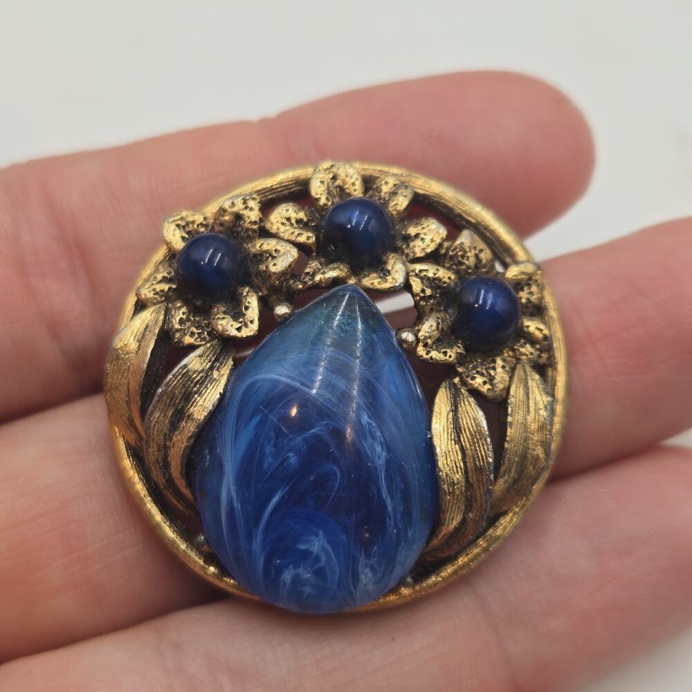 VINTAGE Selro & Selini Lucite Blue Floral Finding Or Broken Brooch READ